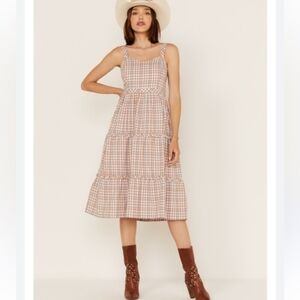 Madewell Gingham Sweetheart Ruffle-Tiered Midi Dress